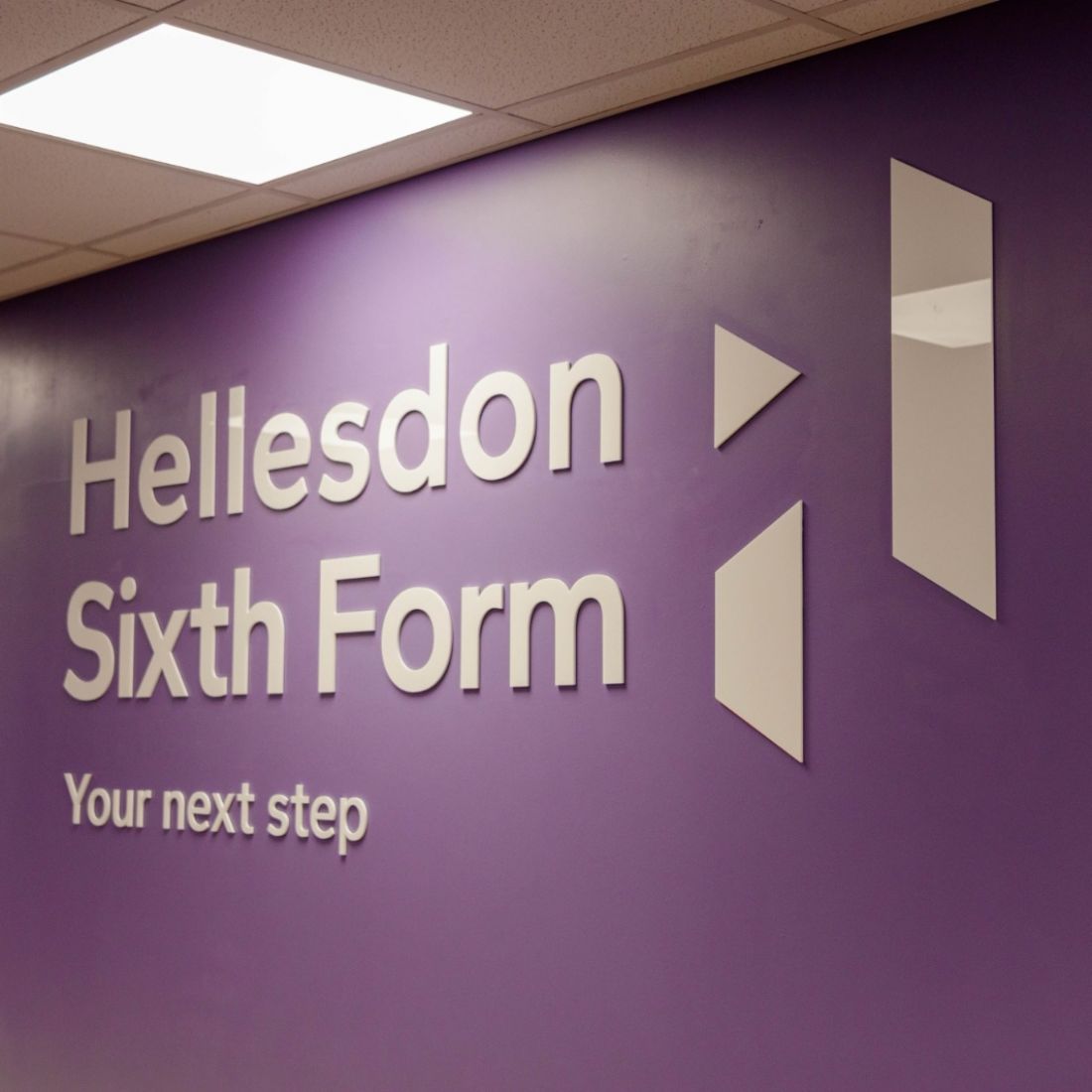 Hellesdon-Sixth-Form-Signage16